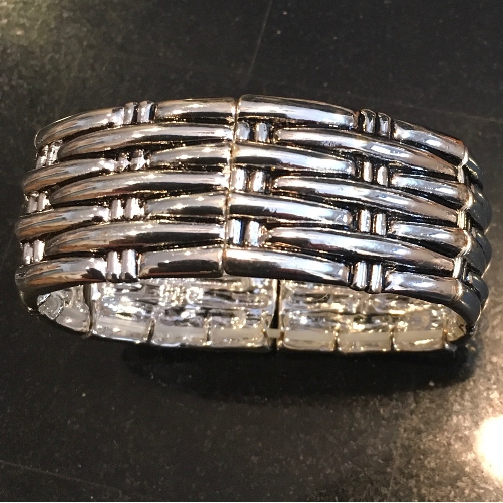 NWT Classy Bracelet